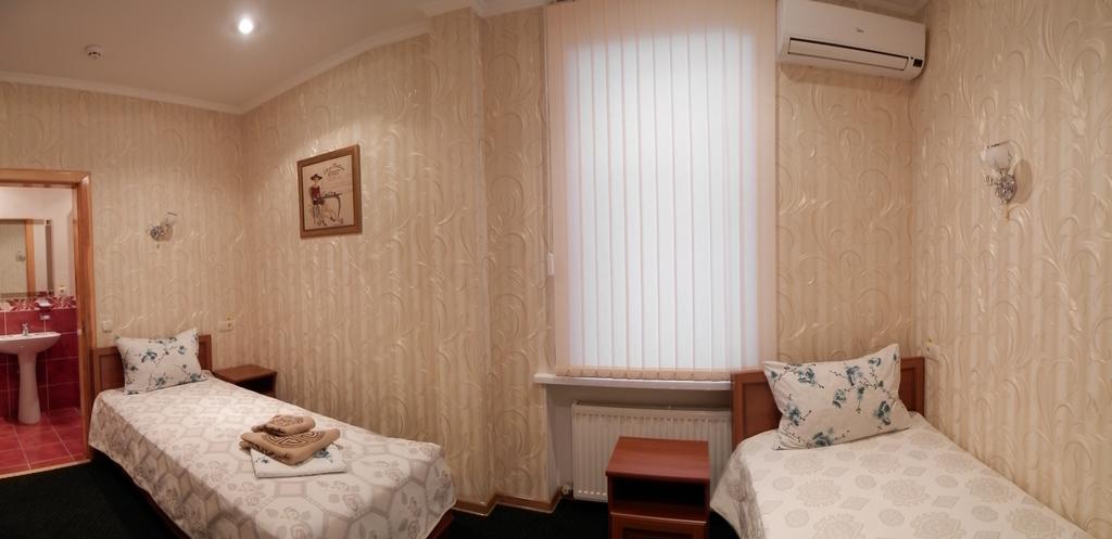 Atrium Hotel Melitopolʼ Zimmer foto