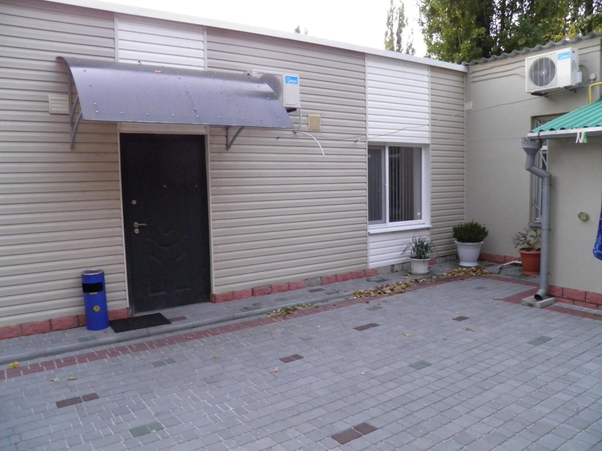 Atrium Hotel Melitopolʼ Exterior foto