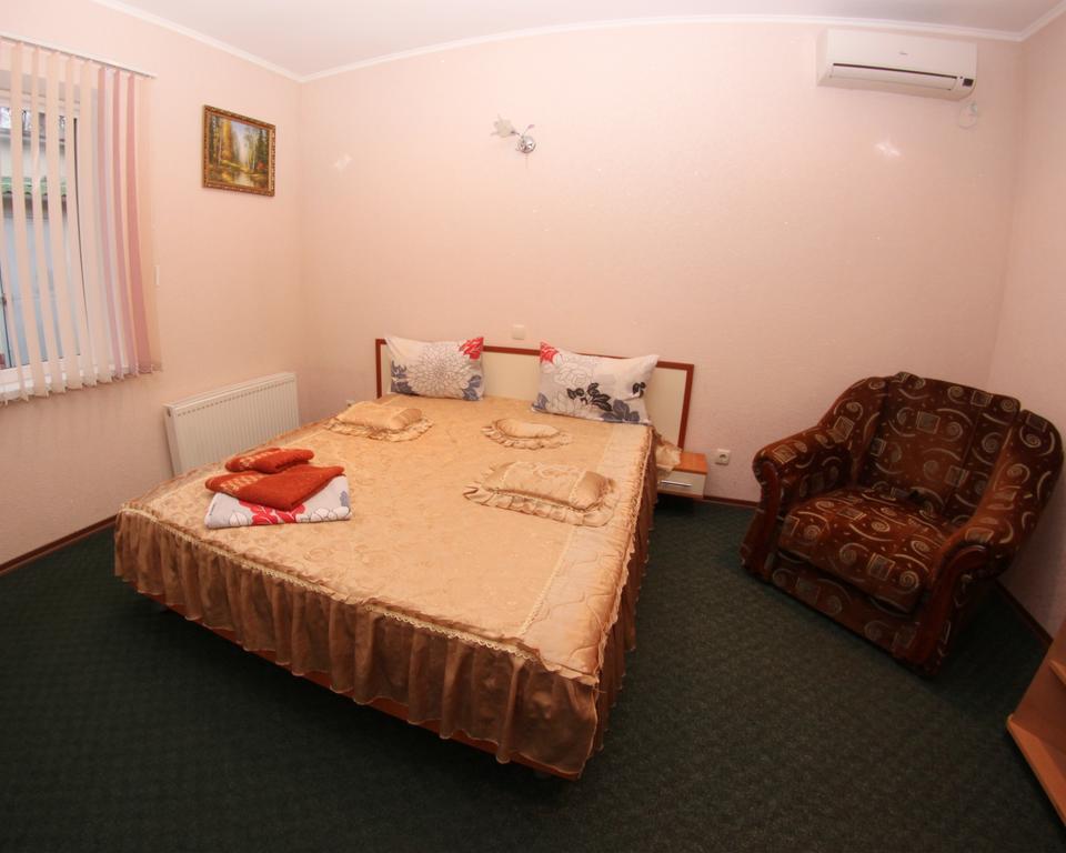 Atrium Hotel Melitopolʼ Zimmer foto