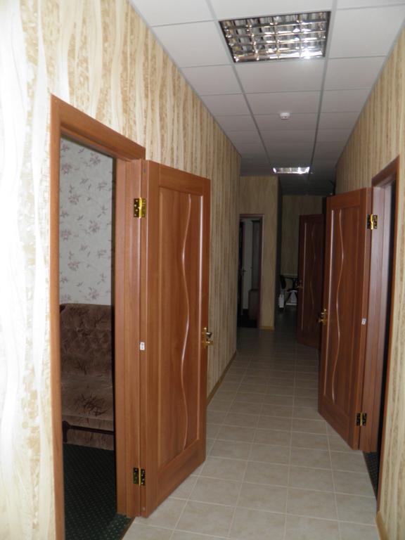 Atrium Hotel Melitopolʼ Exterior foto